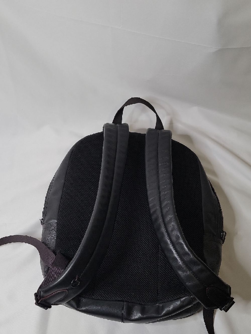 Coach Men’s Black Jacquard Leather-Trim Backpack - Picture 3 of 9
